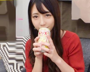 お金欲しさに課金エッチ！２２才のワケアリ女子大生が円股を開いてラブホでセックス！の画像