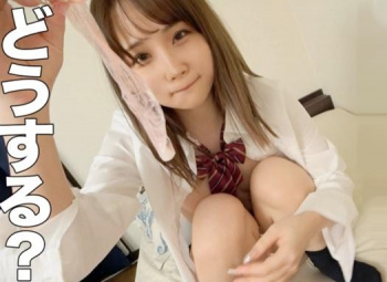 制服姿でめちゃくちゃ乱れるエッチなスレンダーJK！生チンハメ撮りに激しく悶絶イキまくりの画像