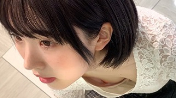 【胸チラ盗撮】コス生【浮きブラ】靴の試着中に前かがみになったロリっ子乳首を撮影してきた #8211; 浮きブラ胸ちら編の画像