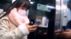 【痴漢盗撮】DaisyBrown【１月の売上トップ！】tikan050,天使すぎるアイドルが満員電車でおっさん達に囲まれ、されるがままに…の画像