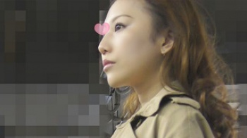 【盗撮】ちゃおず【痴漢動画／令和記念特価】仕事がデキそうな北川景子風の黒パンスト美女＊指2本挿しで尻汗びっしょり＊生チンポこすりつけの画像