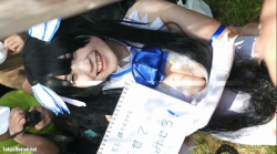ヘスティアコスの巨乳レイヤーさんが乳よせすぎて乳輪ハミ出してるよな？！【コスプレイヤー盗撮】の画像