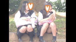 【YUKI作品】制服姿の可愛いコを発見！！（ＦＨＤ）大変です！！パンツが見えてますよ１９【JKパンチラ盗撮】の画像