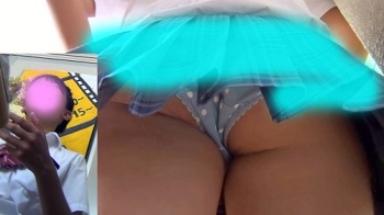 【パンチラ盗撮】【祭坂】祭坂その23:文●祭で2年生×3人に話しかけてみたの画像