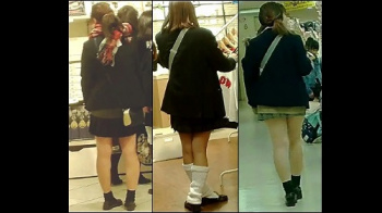 【パンチラ盗撮】【☆プルート☆】【高画質】制服白パン逆さ撮りNo15の画像