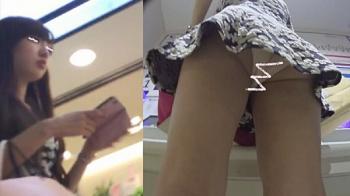 [かりぱく動画]【白さ際立つ!モッコリ白パンたまらない!】本当にツイてる!(笑)永〇まりあ似 激美女お姉さんの油断しまくっている背後から粘着撮り＜パンチラ盗撮＞の画像
