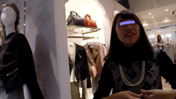 [逆さHERO動画] 店員撮り７６！ウソやろ？２日続けて生Pの可愛い店員さん～多分永遠に生～＜パンチラ盗撮＞の画像