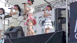 [アクティブフィルムズ動画] ビーチの歌姫たち＃008：【4K動画】ダンスのパフォーマンスが魅力的！！＜盗撮＞の画像