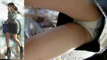 [JCAI動画] 逆さ撮り49＜パンチラ盗撮＞の画像