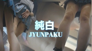 [maimero動画] 青★純白 生ぱん追いかける＜JKパンチラ盗撮＞の画像