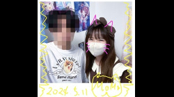 [太客動画]【メイドパンチラ逆さ撮り】現役学生＝桃ちゃんの丸尻スカート捲りで純白透けパン【コンカフェ ローアングル】＜パンチラ盗撮＞の画像