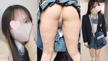 [ねんいち動画] SS級！超美人JKのスマホを拾って中身を見てみたらとんでもない動画が入ってました！＜JKパンチラ盗撮＞の画像