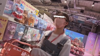 [逆さHERO動画]【再販】お願いマイオナニー！しごきすぎにドクターストップあられちゃん！！研修中＜パンチラ盗撮＞の画像