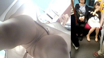 [イェーガー動画]【白濁ライブ】女子アナ風美女に密着取材＜パンチラ盗撮＞の画像