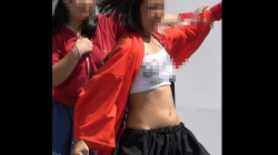 [ＬＯＶＥ☆２代目動画] ４Ｋ高画質！！ダンス！！パンツの位置が・・・それでも激しく踊る踊り子！！＜盗撮＞の画像