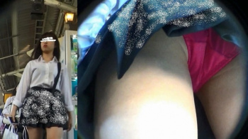 [peco動画]【再販】制服女子の映り込む風景9～情熱の赤いパンティちゃん二日分＜JKパンチラ盗撮＞の画像