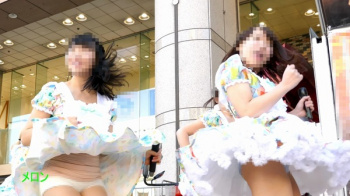 [メロン動画] 祭りだダンス vol.4 【4K】 アイドルダンスのお嬢さん まさかまさかの水色パ〇ツ！！！＜パンチラ盗撮＞の画像