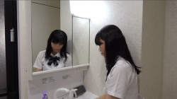 [PSG動画] 【民泊着替え】別マンション編！美人妻、貴重なJK盗撮！合計2名。190-191人目＜盗撮＞の画像