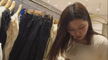 [逆さHERO動画]【再販】グレートティーチャー鬼〇塚。激レア。教師になる前のJD!!フロアマップ＜パンチラ盗撮＞の画像
