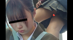 [柴ちこ動画] Lovely Day #76＜JKパンチラ盗撮＞の画像