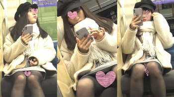 [とう撮くん動画] 制服JKのエロすぎるPを下からじっくり眺める動画＜パンチラ盗撮＞の画像