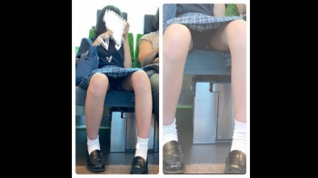 [パンダ大王動画] 見せパンあり　股を開くS級可愛い子の対面エロ過ぎる生足美脚148＜JCパンチラ盗撮＞の画像