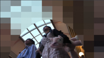 [すけぱん動画] 14私服女子5組＜パンチラ盗撮＞の画像