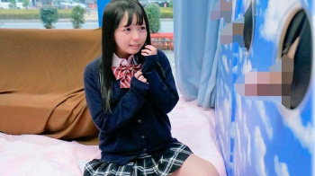 マジックミラー号！JKカップル限定でエロゲームに挑戦！彼女さんはズラリと並ぶチ○ポの中から愛する彼氏のチ○ポ当てゲーム！！！の画像