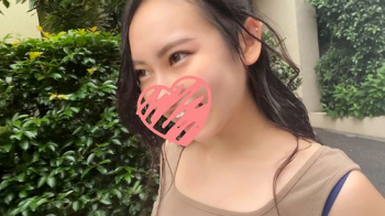クラブ通いが生きがいなバリバリのキャリアウーマンでセックス大好きエマちゃん24歳の画像