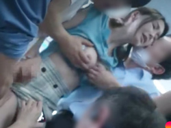 《辱め堕ち／集団チカン》やめてぇオッパイ。。真夏にいい匂いの汗を滲ませたワキ美人が鬼畜どもの男根で汚されちまうドラマwwwwwwwの画像