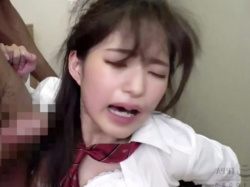 『極悪外人~中出しレ●プ』ぎゃぁ～お膣避けちゃう。ツキマトイ野郎に連れ込みされた制服ＪＫが無残にザーメンぶっ込まれる企画wwwwwwの画像