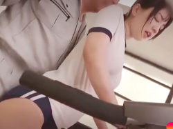 ［誘惑ブルマ/スポーツJK］おじさま～もっとワレメこすりつけて！真夏に汗を滲ませ欲しがる乙女がМ字開脚で本ナマ、エロ動画WWWWWWWの画像
