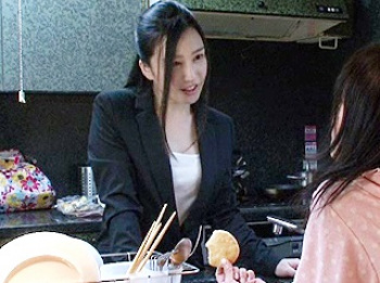 【古川いおり】両親が残した家に弟夫婦と暮らす姉、聞こえる夜の営みに毎晩悶々とさせられていた姉の欲望がついに爆発!の画像