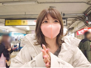 バーテンダーGAL姉の『乳首を弄ればビンビンに勃起。。。』ピストンで華奢なボディが壊れちゃいそう！の画像
