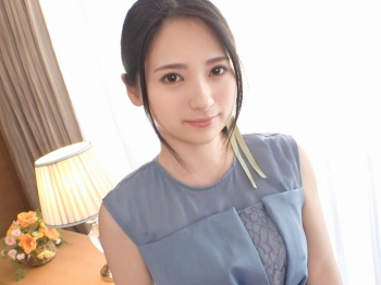 《素人軟派》エレガントな色白美女をGET『美人なのに2年間全くSEXヤッてないとは。。。』ヌルっとずらしハメ挿入で顔蕩ける！の画像