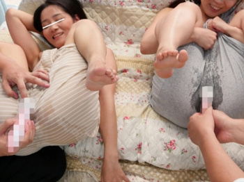 《MM号》夜の営みがご無沙汰な『アラフォー妻がマ〇コびしょ濡れ。。』他人棒ぶち込まれ昇天！の画像