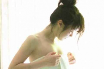 高山一実水着エロ 