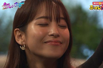 鷲見玲奈アナ、TVでガチキスしてしまうｗｗｗｗｗｗｗ【GIF動画あり】の画像