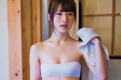渋谷凪咲ちゃんの半裸！おっぱいの谷間がエロくてたまらんｗｗｗｗｗｗｗの画像