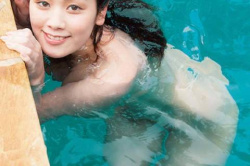筧美和子、全裸すっぽんぽんヌード！爆乳おっぱい先っぽまで見えてるｗｗｗｗｗｗの画像