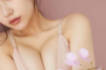 田中美久、ランジェリーおっぱい！爆乳の谷間がエロくてたまらんｗｗｗｗｗｗｗの画像