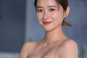 堀田真由、おっぱいの谷間がエロい！こんなにたっぷりお乳だったのかｗｗｗｗｗｗの画像