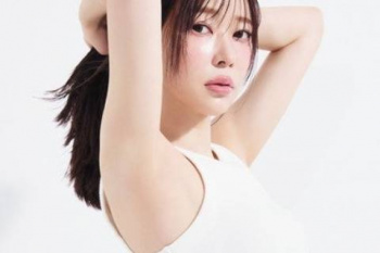 指原莉乃、脇見せ！タンクトップおっぱいの谷間がエロくてたまらんｗｗｗｗｗｗｗの画像