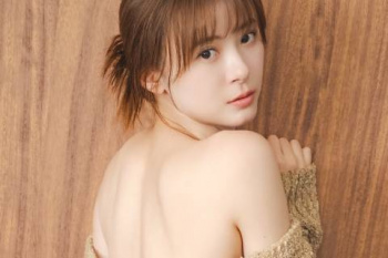 モー娘。生田衣梨奈、マンスジ激写がエロすぎ！卒業前に脱がされるｗｗｗｗｗｗｗの画像