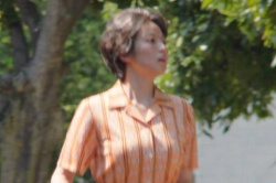 今田美桜、乳揺れおっぱい!隠しきれない巨乳がエロくてたまらんwwww【GIF動画】の画像