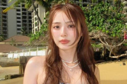 内田理央、プライベートの水着おっぱいがエロくてたまらんwwwwwwwwの画像