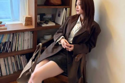 めるる、ミニスカで生足披露！ムチムチ太ももがエロくてたまらんｗｗｗｗｗｗｗの画像