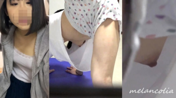 【eros1606民家盗撮】ベランダから筋トレしているところを盗撮される美味しそうな白いおっぱいと乳首がエロいJDの画像