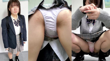 【eros2165かるたパンチラ盗撮】かるた練習中に3日間生Pを撮られ続ける美少女JKのエッチに膨らむ股間周りを堪能する動画の画像