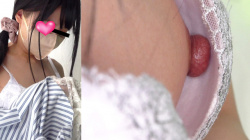 【eros2776乳首チラ】ワクチン接種時に服を脱がされ白いおっぱいとかなり大きめの美味しそうな乳首を晒してしまう美人なお姉さんの画像